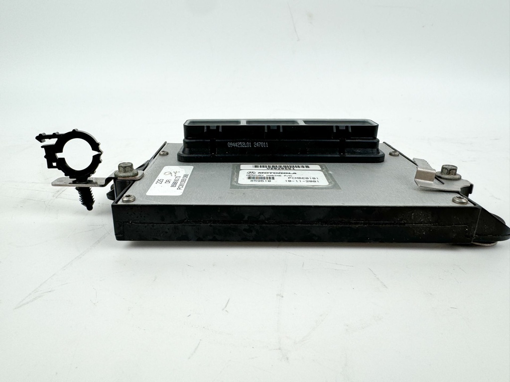 2001 Mercury 225 HP 2 Stroke Outboard Engine Control Unit ECU 859610A71 Optimax