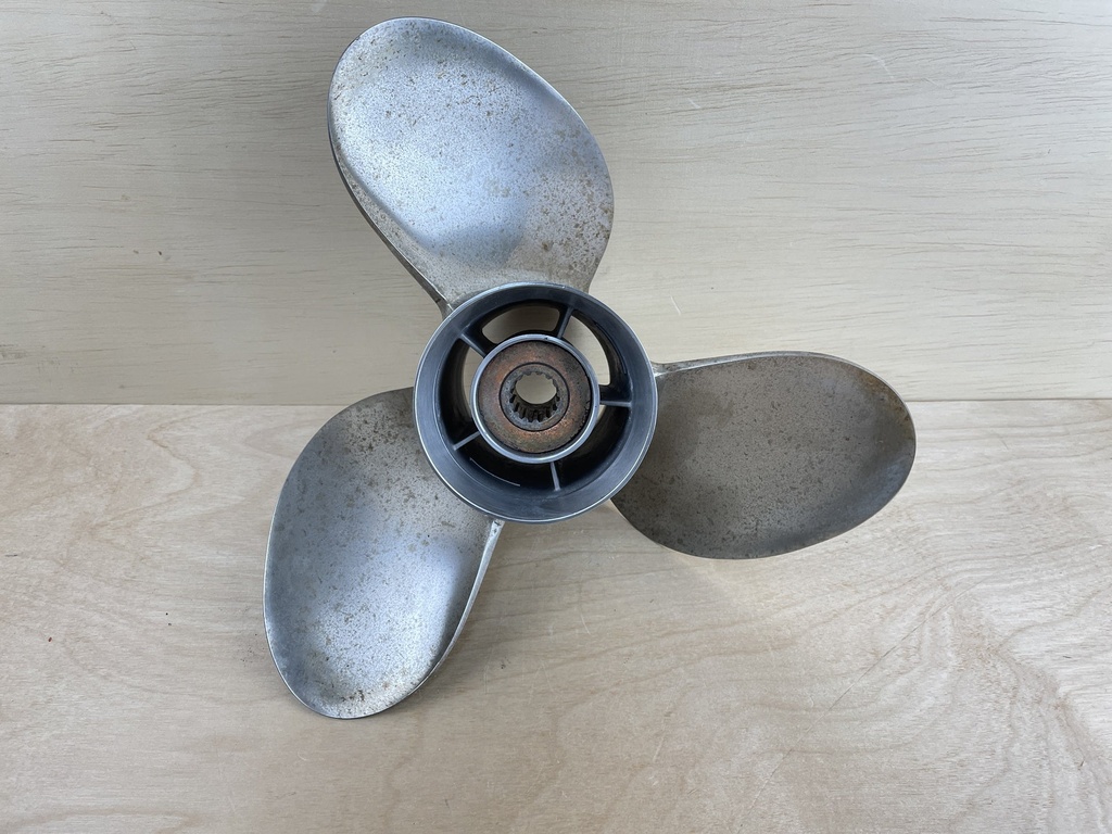 Suzuki Stainless Prop Propeller 3RX14X17P 14" x 17P RH