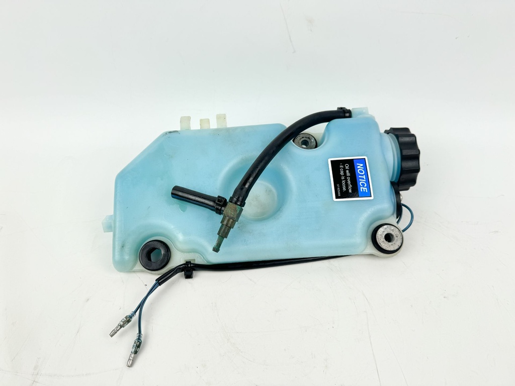 2001 Mercury 225 HP 2 Stroke Outboard Oil Tank 830889A4 Optimax
