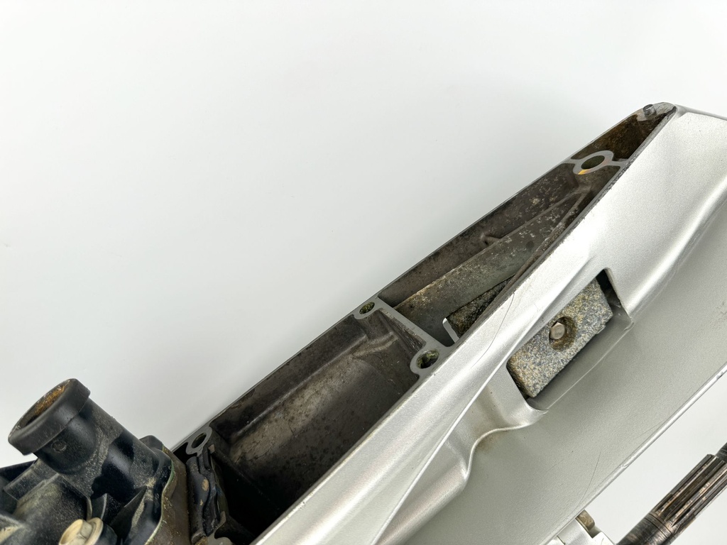 2006 + Honda BF 200 225 HP Outboard 25" XL Lower Unit Gear Case 41100-ZY3-C13ZA