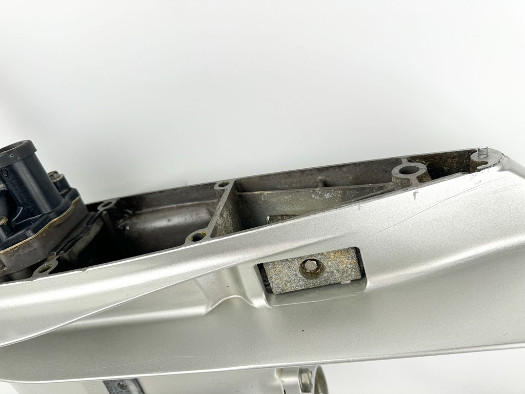 2006 + Honda BF 200 225 HP Outboard 25" XL Lower Unit 41100-ZY3-E03ZA Counter