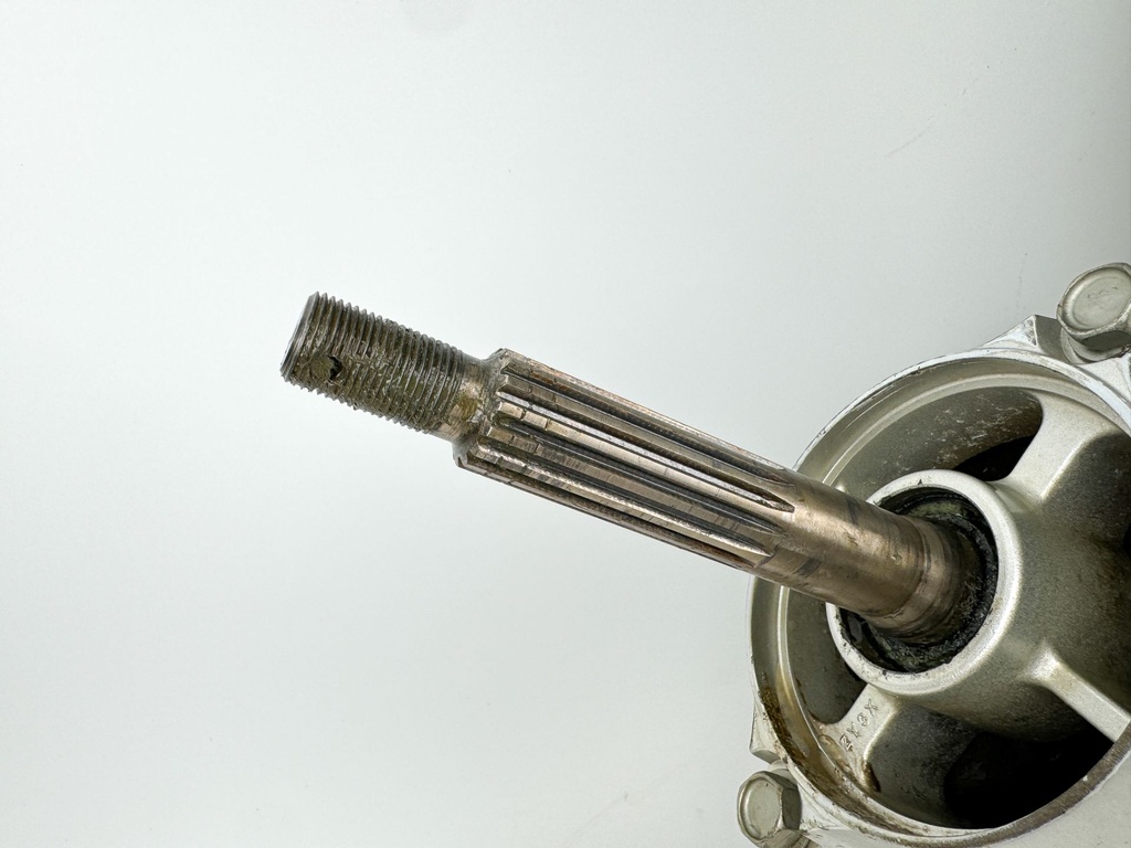 2006 + Honda BF 200 225 HP Outboard 25" XL Lower Unit 41100-ZY3-E03ZA Counter