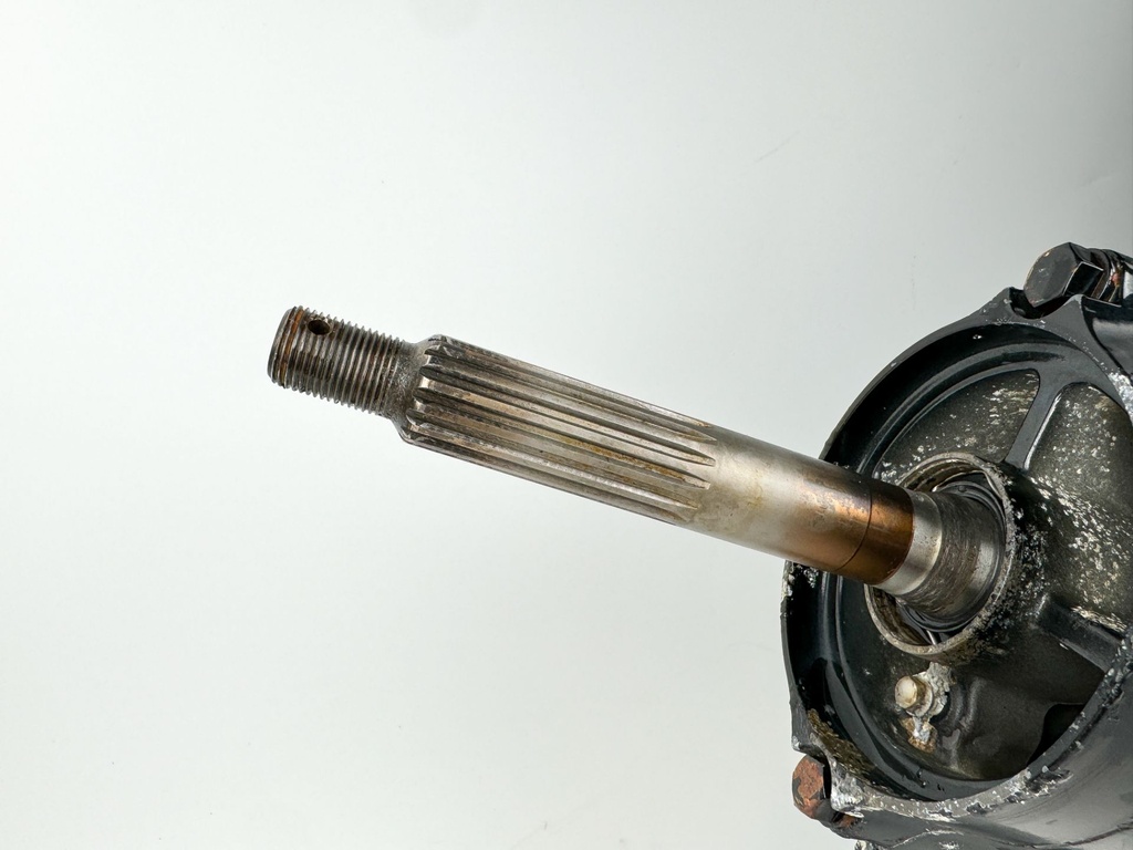 2007 Suzuki DF300 300 HP 4 Stroke Outboard 30" XXL Lower Unit LH Counter