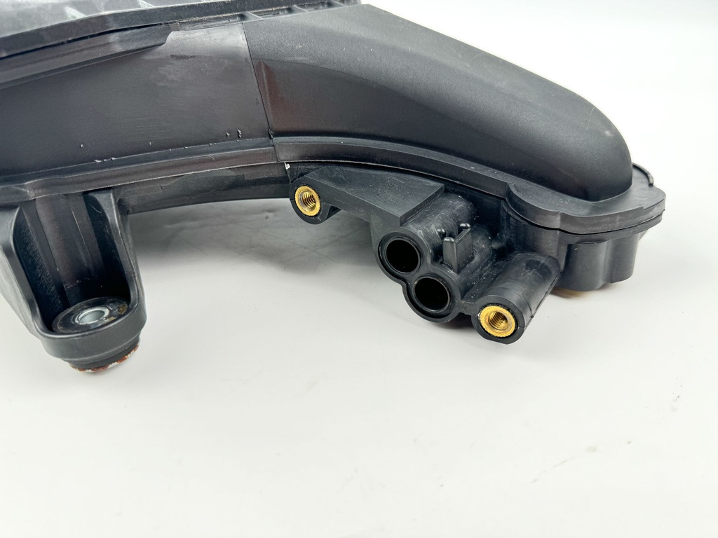 2007 Honda 135 HP 4 Stroke Outboard Intake Manifold 17110-ZY6-003 OEM