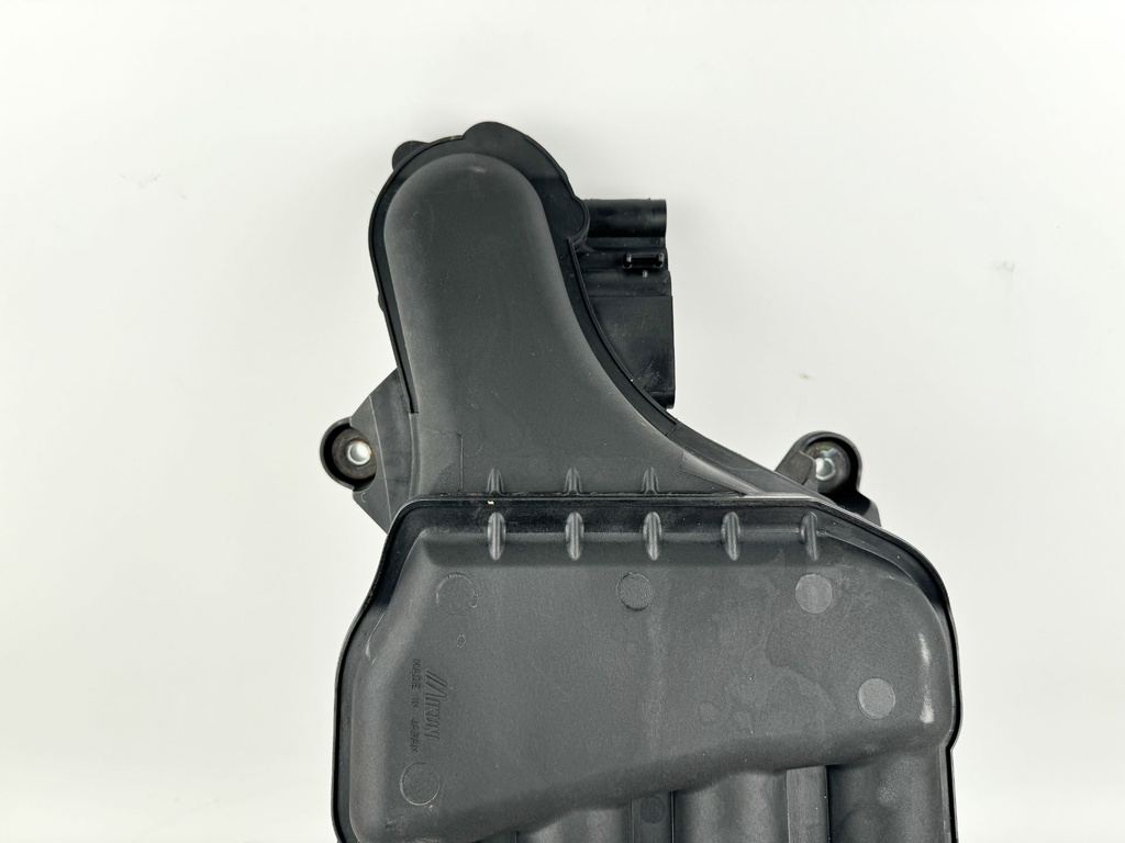 2007 Honda 135 HP 4 Stroke Outboard Intake Manifold 17110-ZY6-003 OEM