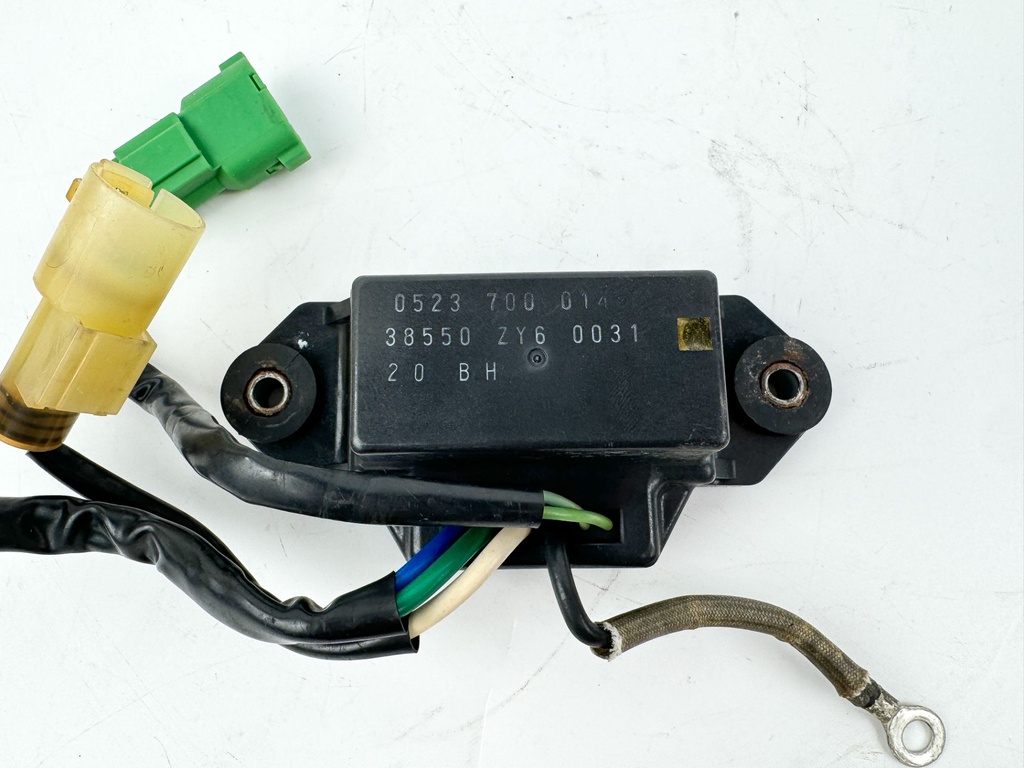 2007 Honda 135 HP 4 Stroke Outboard Trim Tilt Relay 38550-ZY6-003 OEM