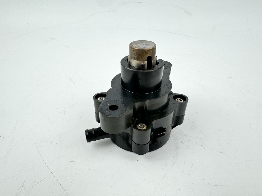 2007 Honda 135 HP 4 Stroke Outboard Fuel Pump 16700-ZY6-013 OEM