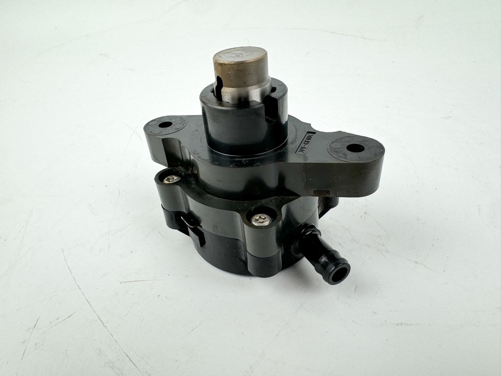 2007 Honda 135 HP 4 Stroke Outboard Fuel Pump 16700-ZY6-013 OEM