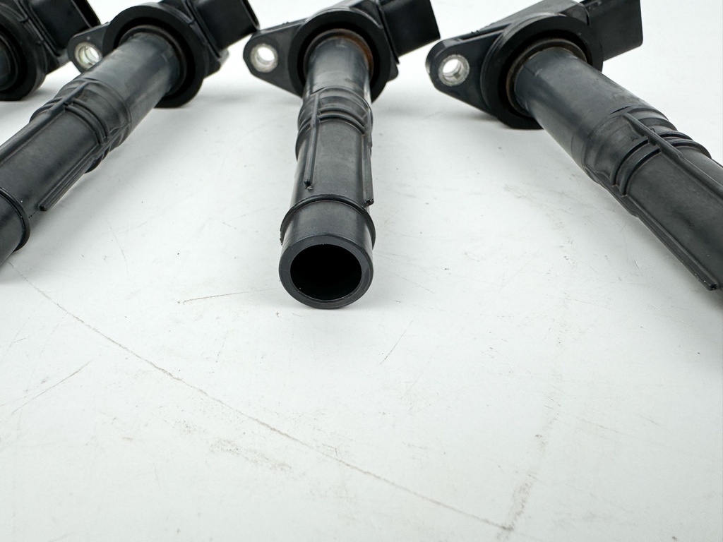 2007 Honda 135 HP 4 Stroke Outboard Ignition Coil Set 30520-RRA-007 OEM