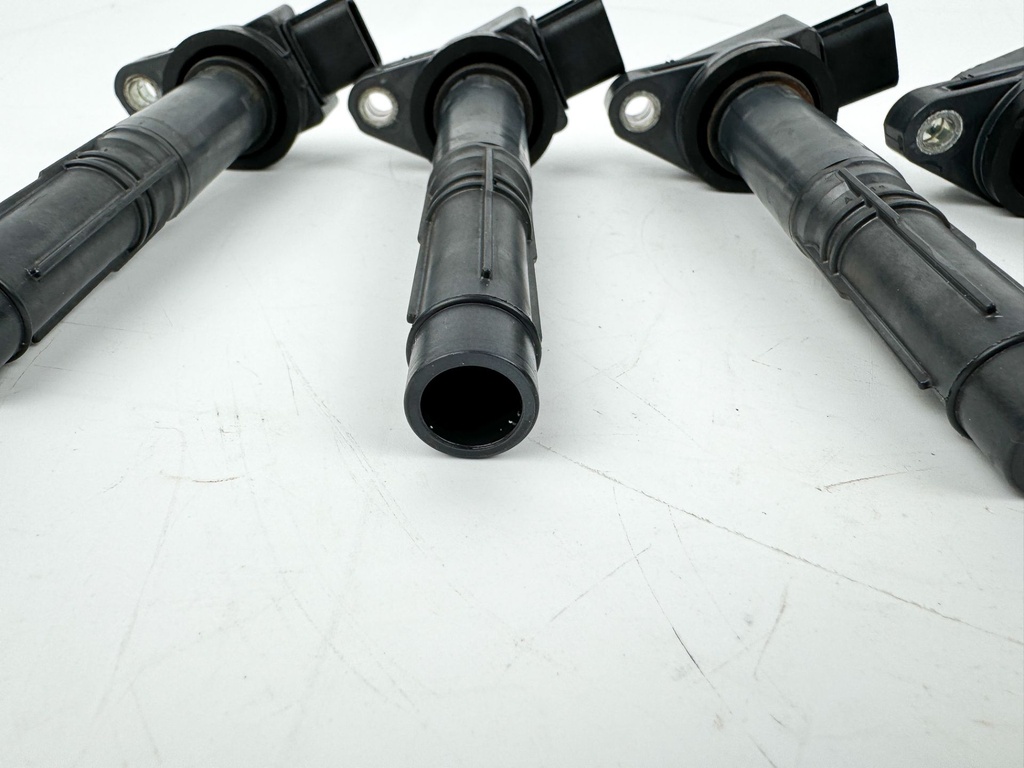 2007 Honda 135 HP 4 Stroke Outboard Ignition Coil Set 30520-RRA-007 OEM