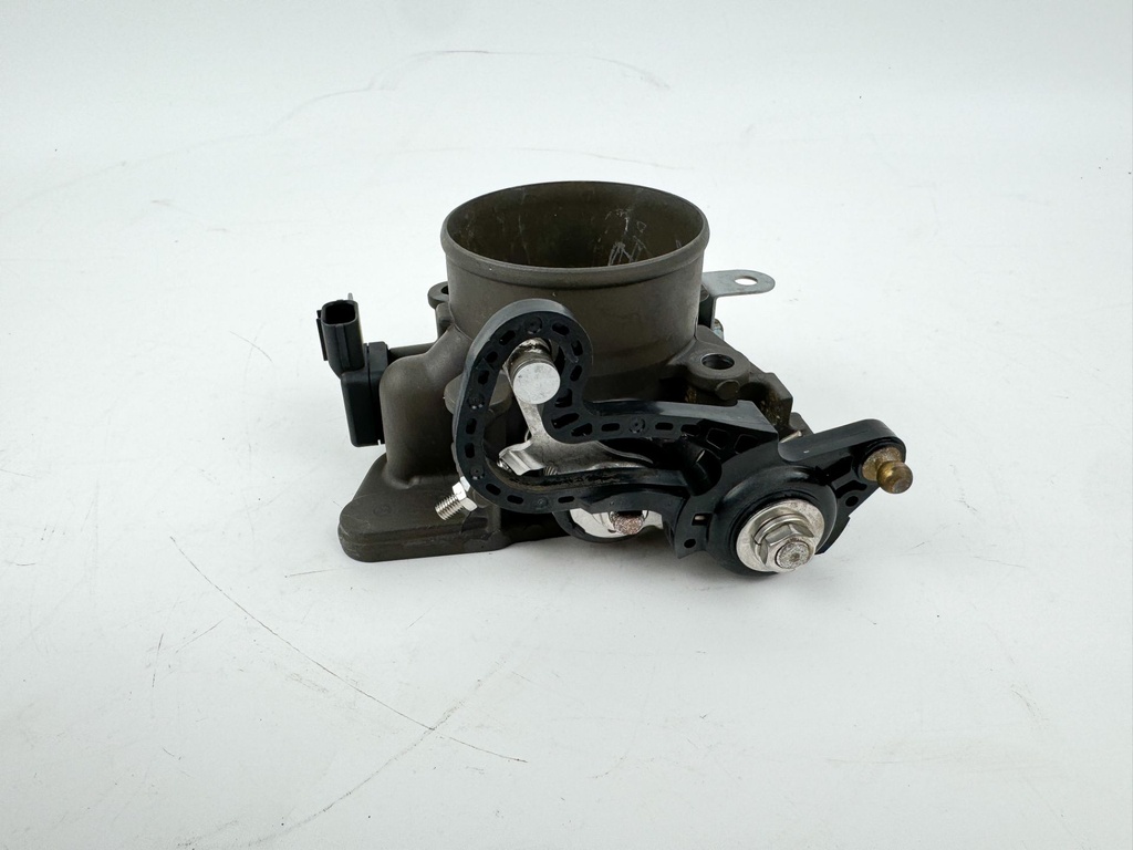 2007 Honda 135 HP 4 Stroke Outboard Throttle Body Assembly 16400-ZY6-013 OEM