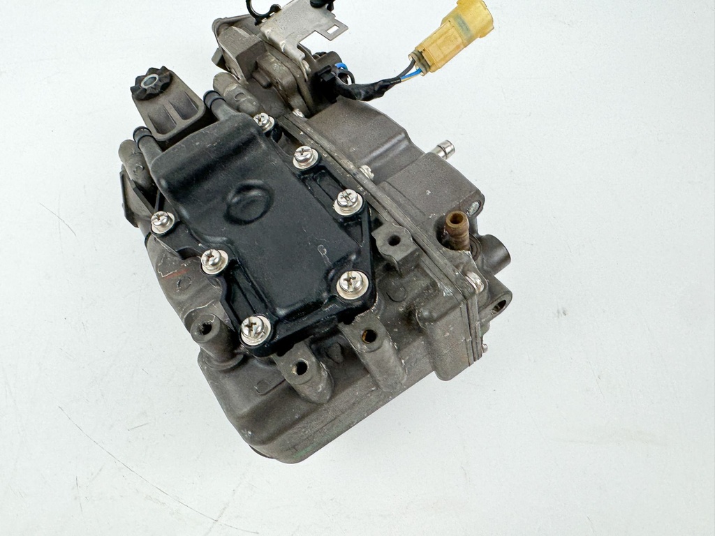 2007 Honda 135 HP 4 Stroke Outboard Vapor Separator Tank VST 16730-ZY6-063 OEM