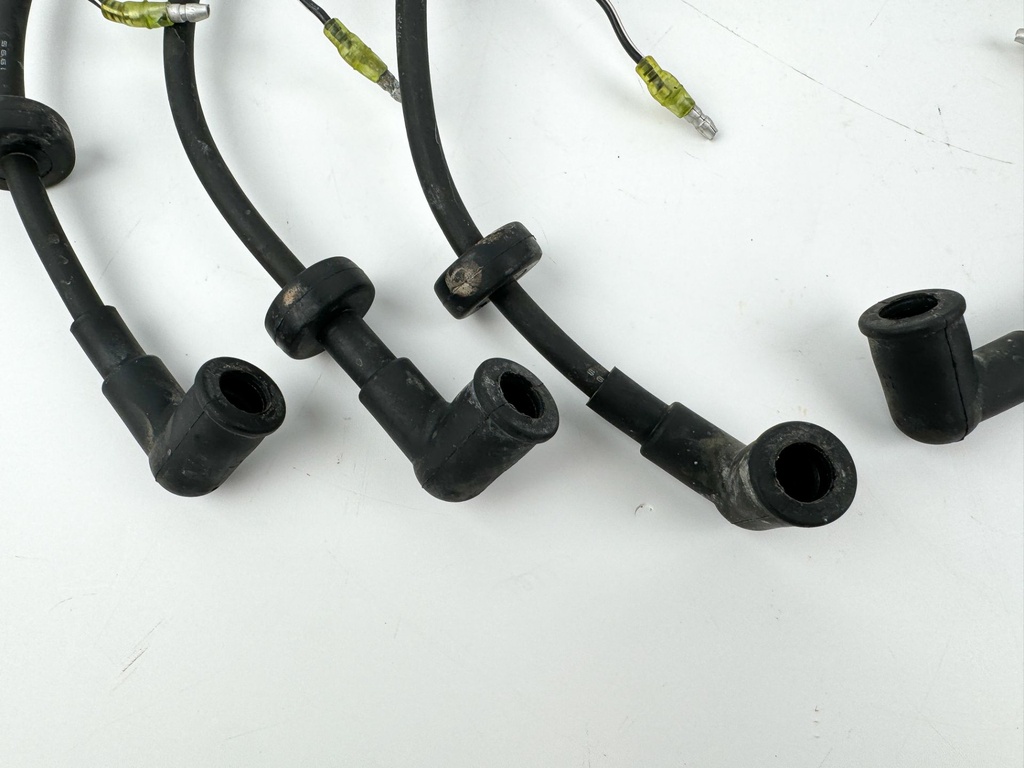 1996 Yamaha 150 HP 2 Stroke Outboard Ignition Coil Set 6R3-85570-01-00 OEM