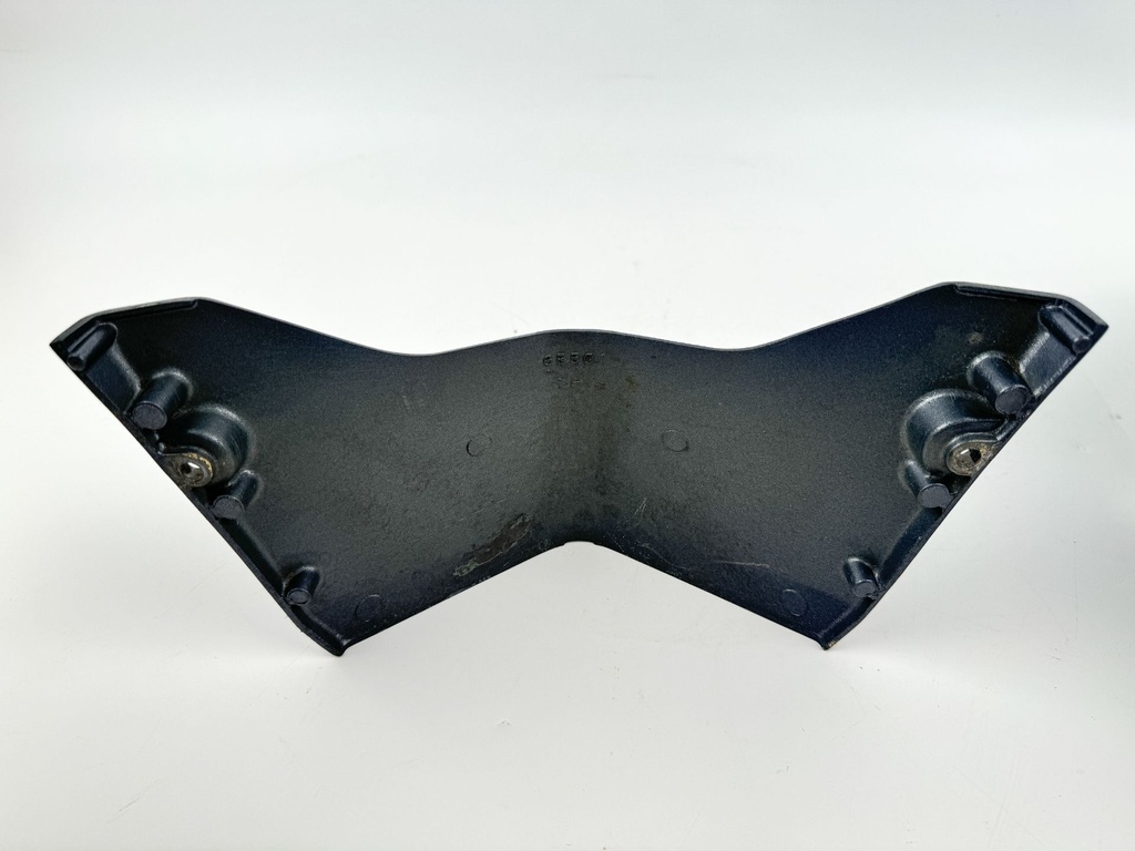 1996 Yamaha 150 HP 2 Stroke Outboard Lower Apron Cover 6E5-42741-01-4D OEM