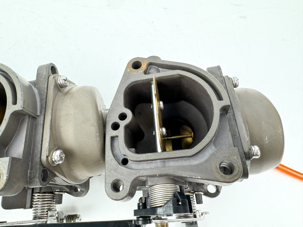 2000 Honda 75 HP 4 Stroke Outboard Carburetor Set OEM