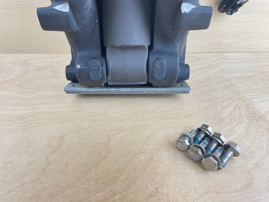 2003 Mercury 200HP 2 Stroke Outboard Power Trim & Tilt Assembly 855998A3 8M0168222