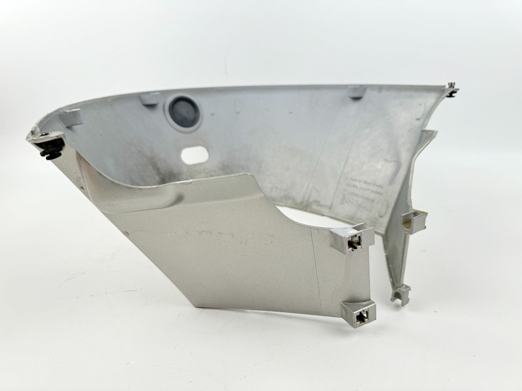 2000 Honda 75 HP 4 Stroke Outboard Lower Apron Cover 63710-ZW1-000ZA OEM