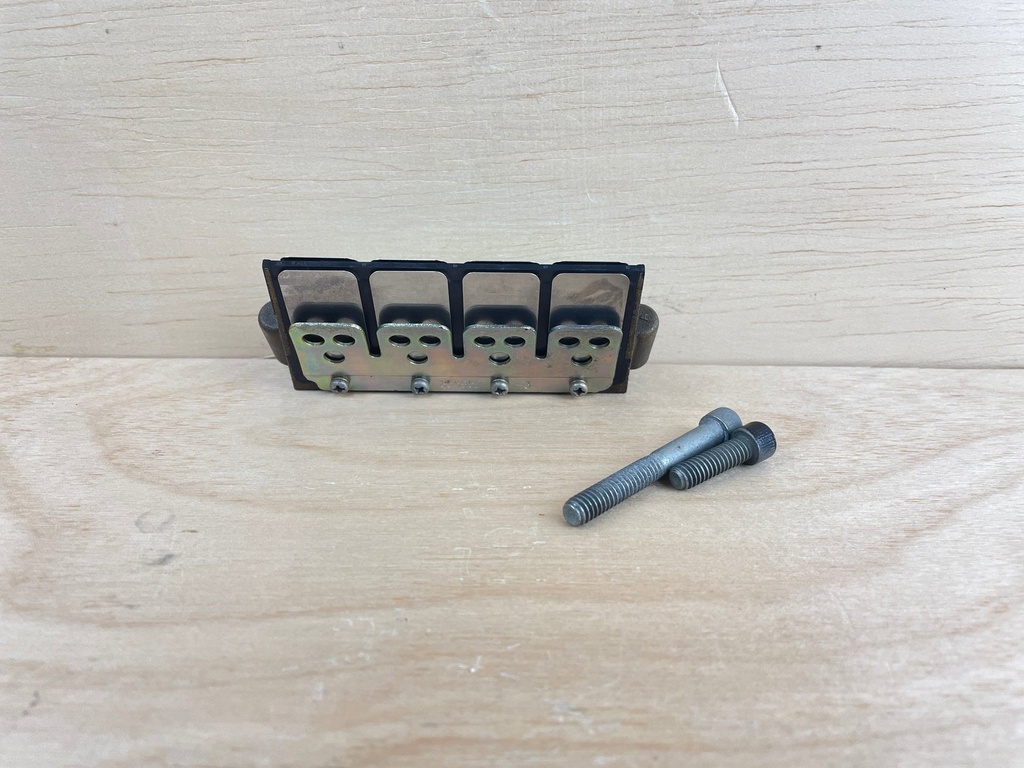 2003 Mercury 200HP 2 Stroke Outboard Reed Block Valve Assembly 855952T3