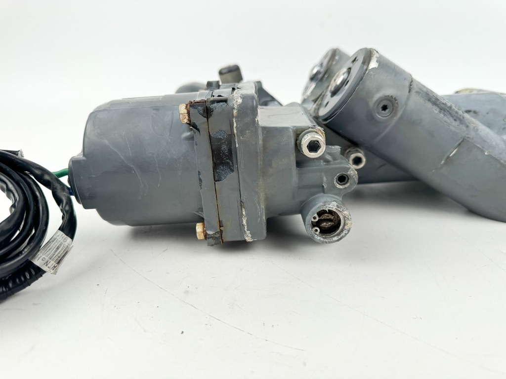 1999 & Up Honda Outboard 75 90 115 130 HP Power Trim Tilt Unit 56000-ZW1-708