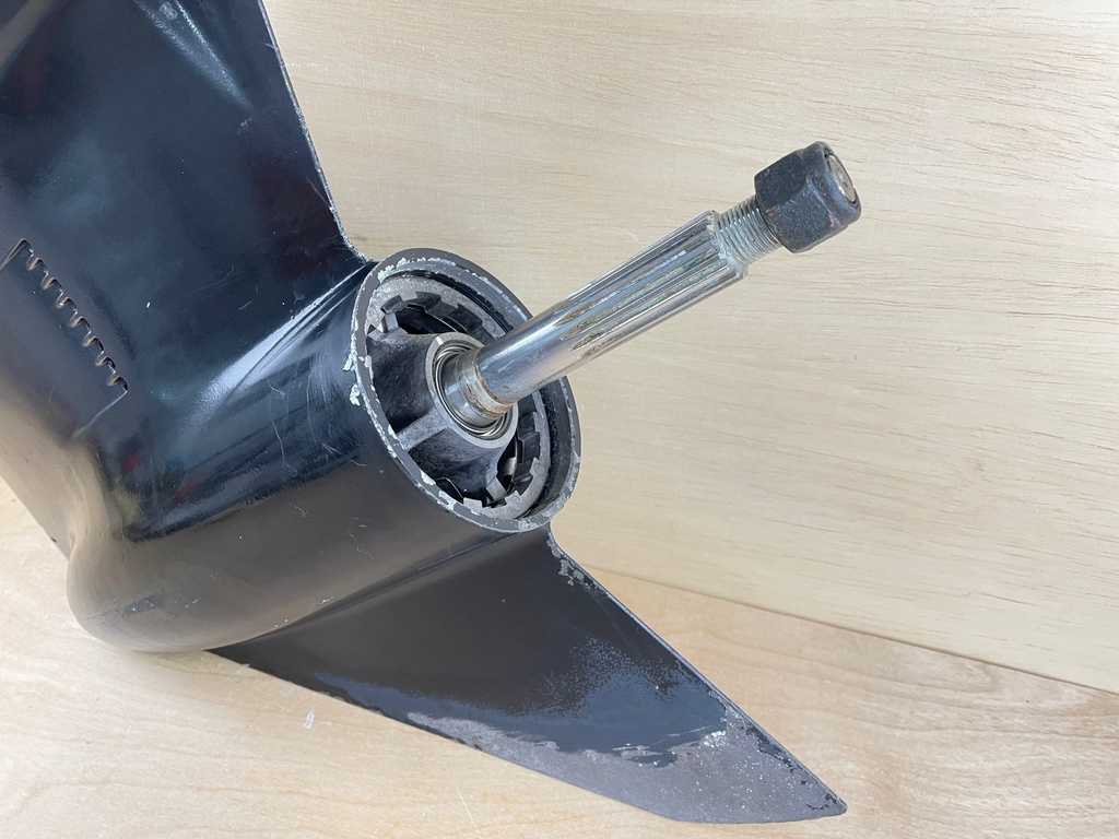 2003 Mercury 200HP 2 Stroke XL 25" Lower Unit Gear Case 1.87:1 Ratio 9148T85 New Seals