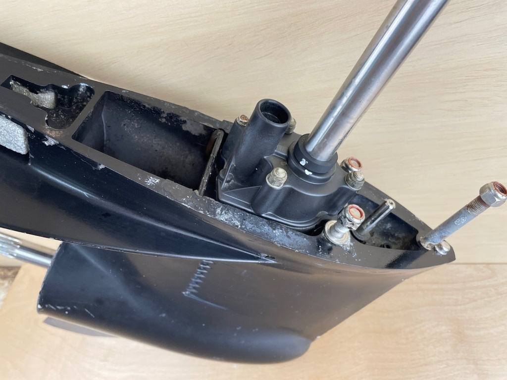 2003 Mercury 200HP 2 Stroke XL 25" Lower Unit Gear Case 1.87:1 Ratio 9148T85 New Seals