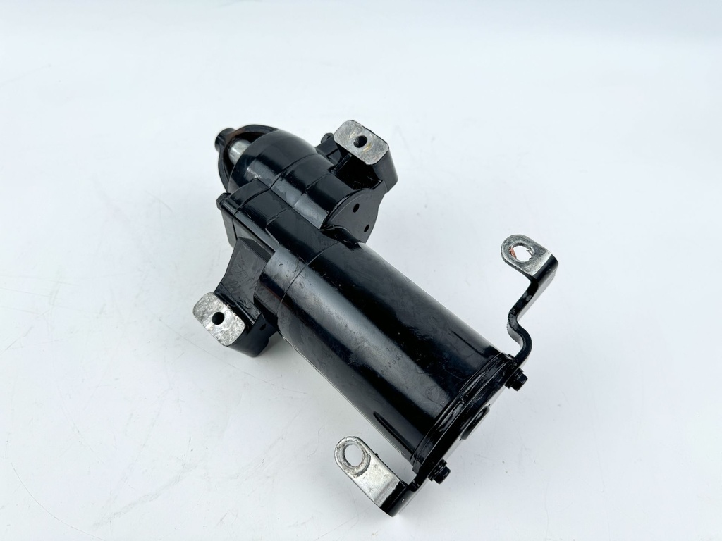2013 Evinrude 150 HP 2 Stroke Outboard Starter Motor 0586957 OEM