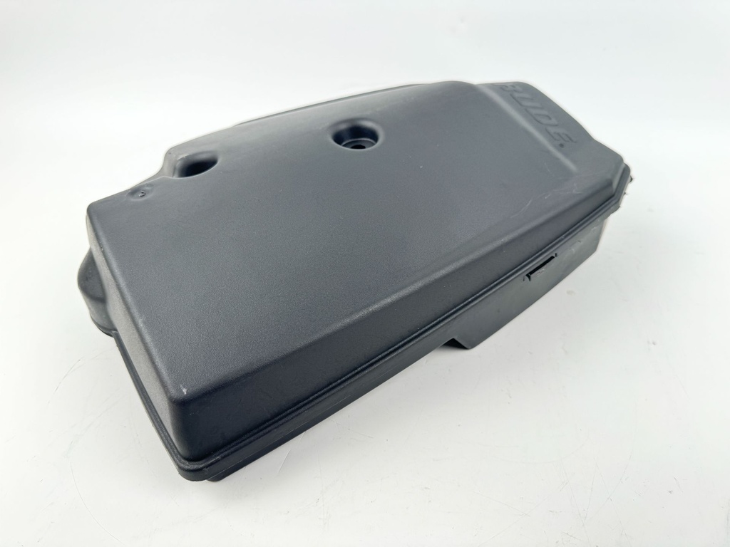 2013 Evinrude 150 HP 2 Stroke Outboard Intake Air Silencer Assembly 5007623 OEM