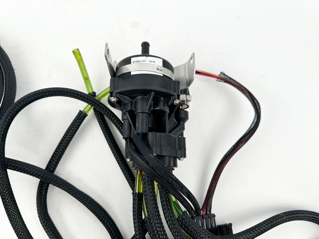 2013 Evinrude 150 HP 2 Stroke Outboard Oil Pump 5007849 OEM