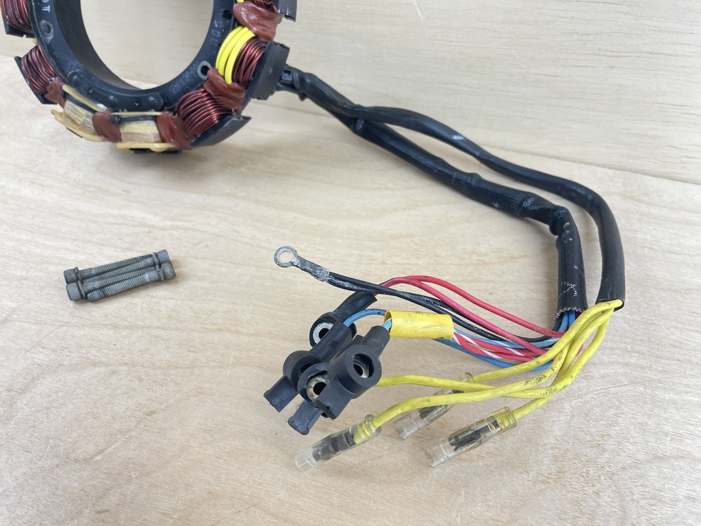 1996 Mercury 150HP 2 Stroke Outboard Stator Assembly 9610A19