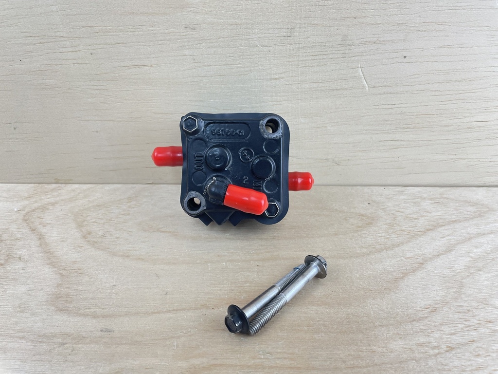 1996 Mercury 150HP 2 Stroke Outboard Fuel Pump Assembly 14360A43 14360A78