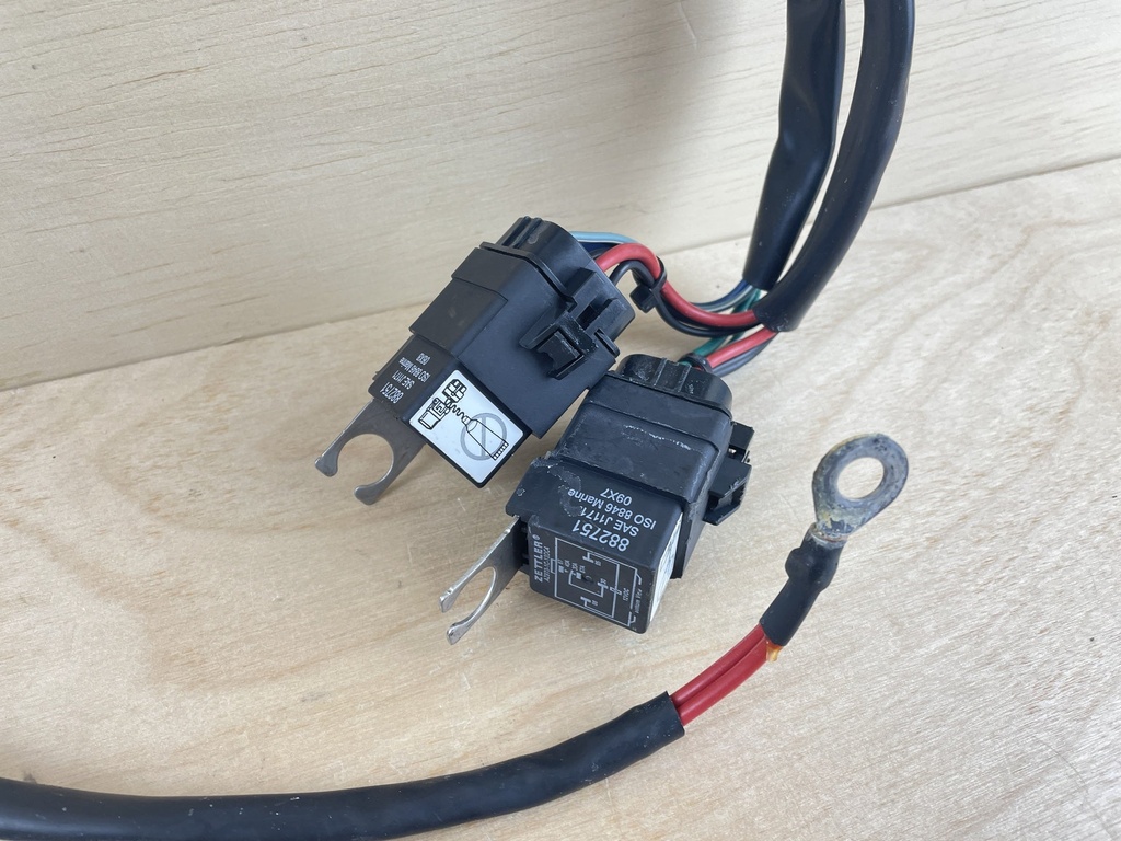 1996 Mercury 150HP 2 Stroke Trim Tilt Relay Harness With Relays 826802A4