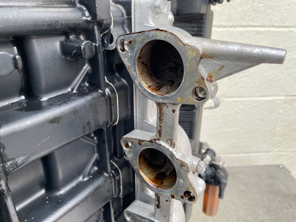 2001 - 2005 Yamaha F 80 90 100 HP 4 Stroke Outboard Powerhead Crankcase Assembly