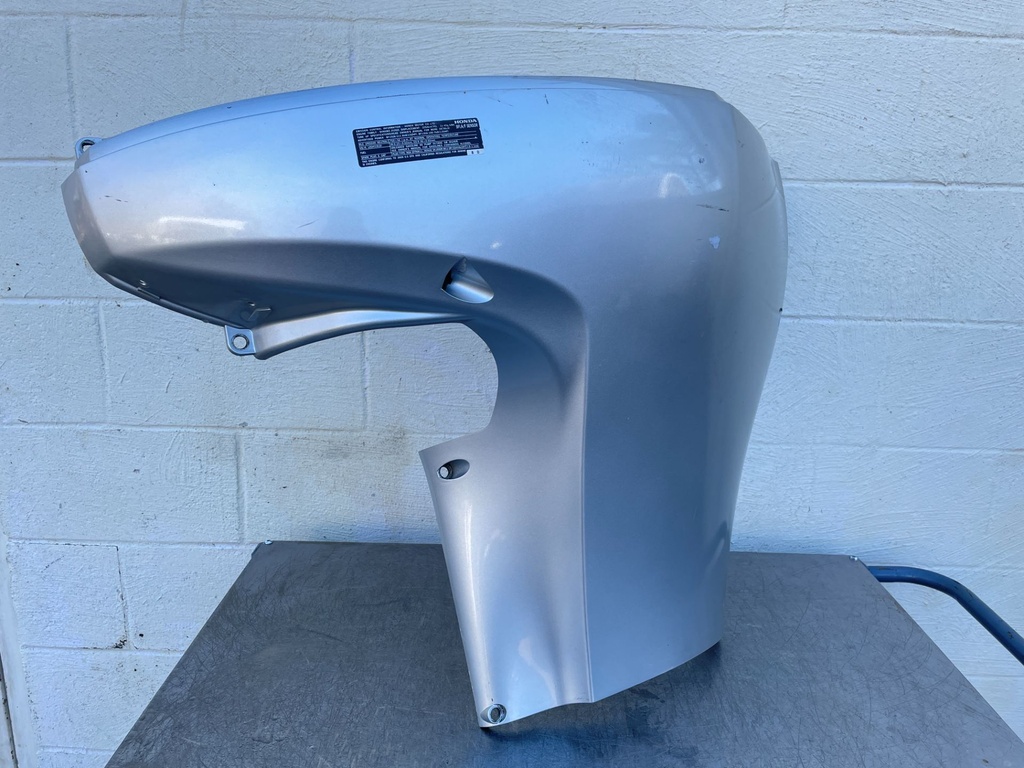 2007 Honda 135 HP 4 Stroke Outboard Lower Apron Cowling Port 63716-ZY6-010ZA OEM