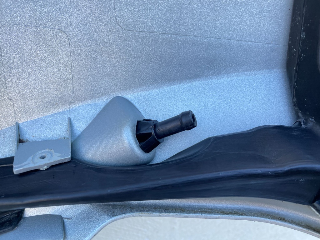 2007 Honda 135 HP 4 Stroke Outboard Lower Apron Cowling Port 63716-ZY6-010ZA OEM