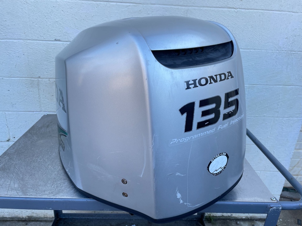 2007 Honda 135 HP 4 Stroke Outboard Top Cowling 63100-ZY6-030ZA OEM