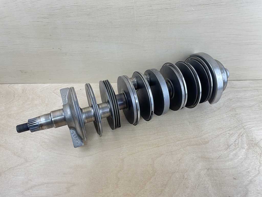 1996 Mercury 150HP 2 Stroke Outboard Crankshaft Assembly Crank 9536A4 9536T4