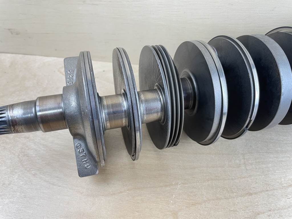 1996 Mercury 150HP 2 Stroke Outboard Crankshaft Assembly Crank 9536A4 9536T4