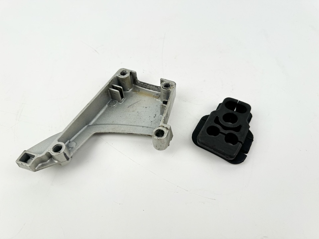 40151-ZV5-000ZA Honda 97-05 4 Stroke Outboard Cable Case Cover 40 50 HP