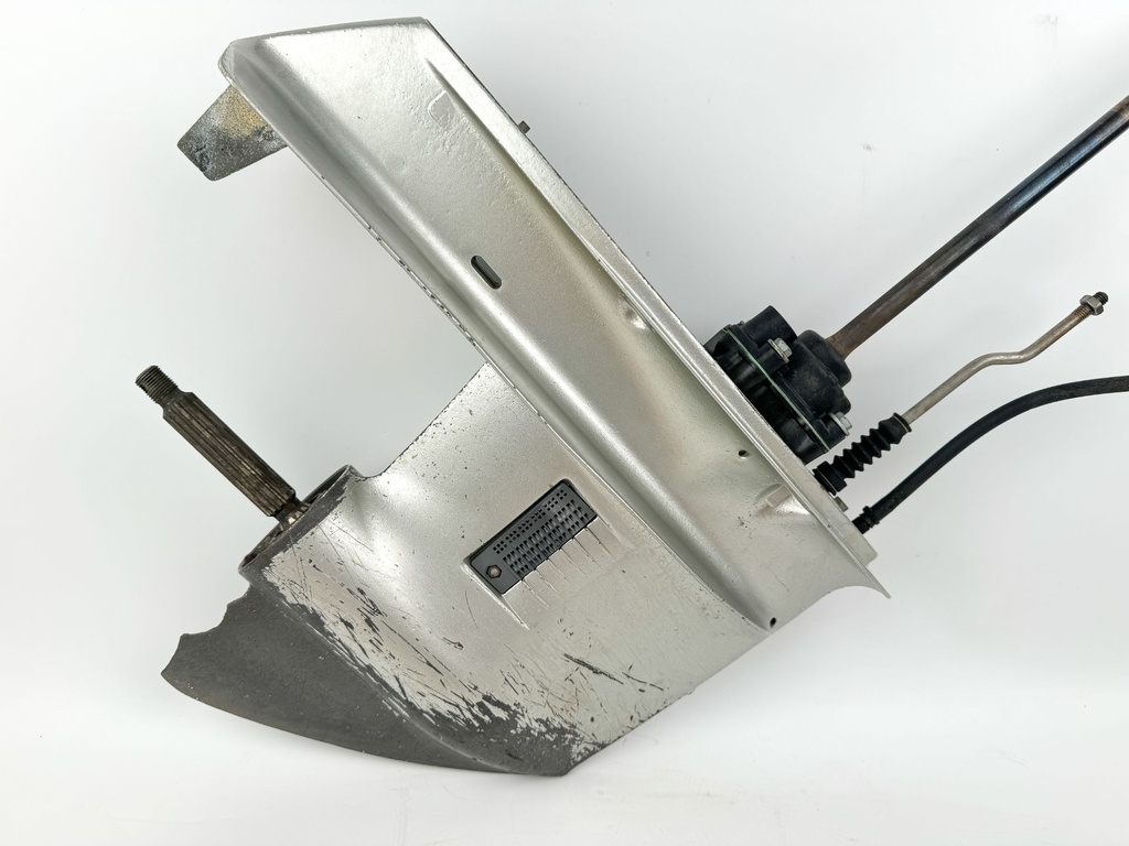 2007 Honda 50 HP 4 Stroke Outboard 20" Lower Unit Gear Case - Parts