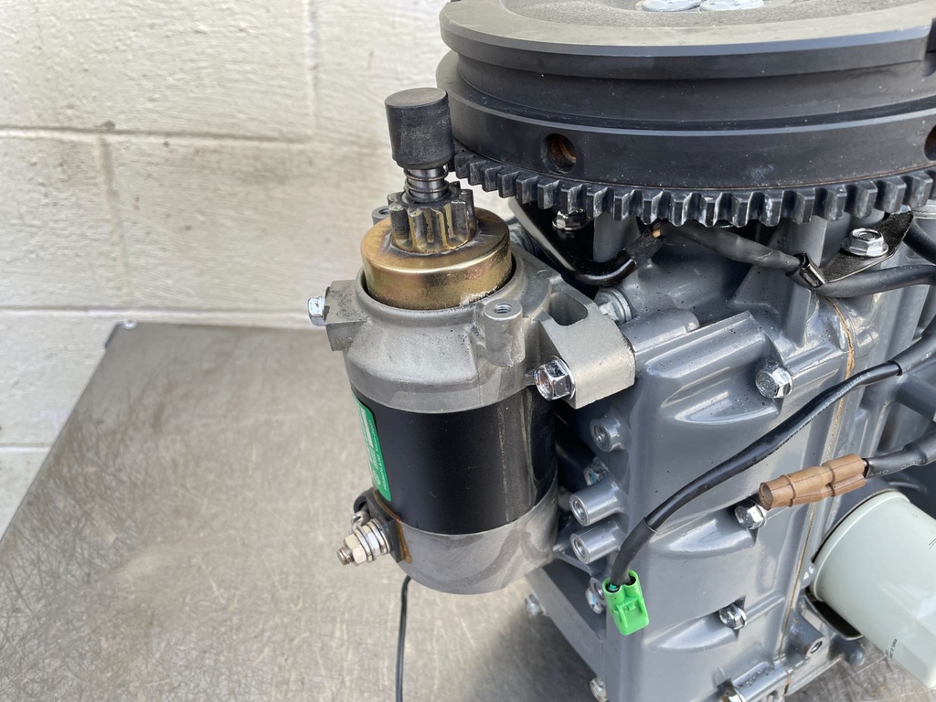 12000-ZV5-010ZA Honda 97-03 4 Stroke Outboard Powerhead Crankcase Complete 40 50 HP