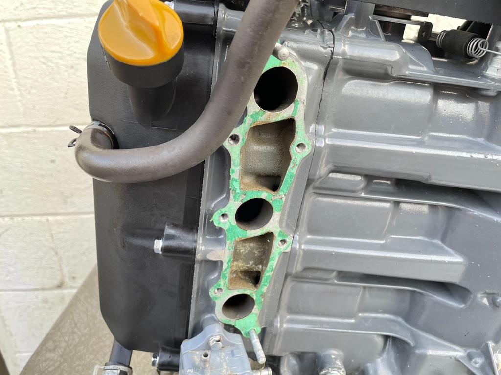 12000-ZV5-010ZA Honda 97-03 4 Stroke Outboard Powerhead Crankcase Complete 40 50 HP