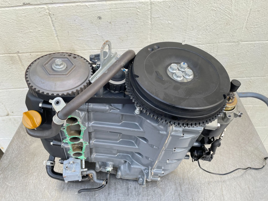 12000-ZV5-010ZA Honda 97-03 4 Stroke Outboard Powerhead Crankcase Complete 40 50 HP