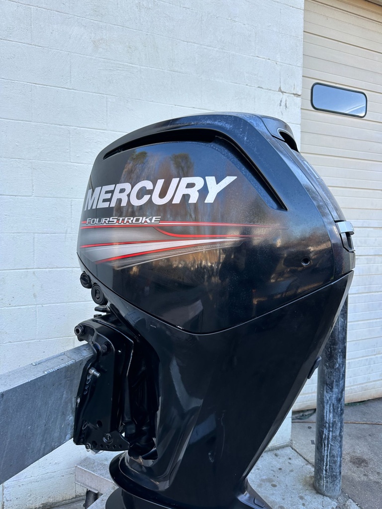 2014 Mercury 115HP 4 Stroke Outboard Engine 25” XL Shaft - 216 Hours
