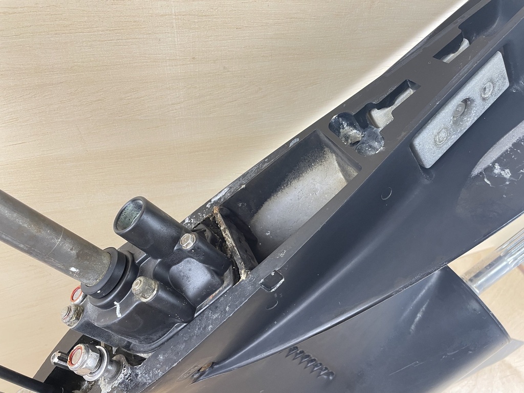 Mercury 135 150 175 200 HP 2 Stroke Outboard 25" XL Lower Unit Gear Case 2:1