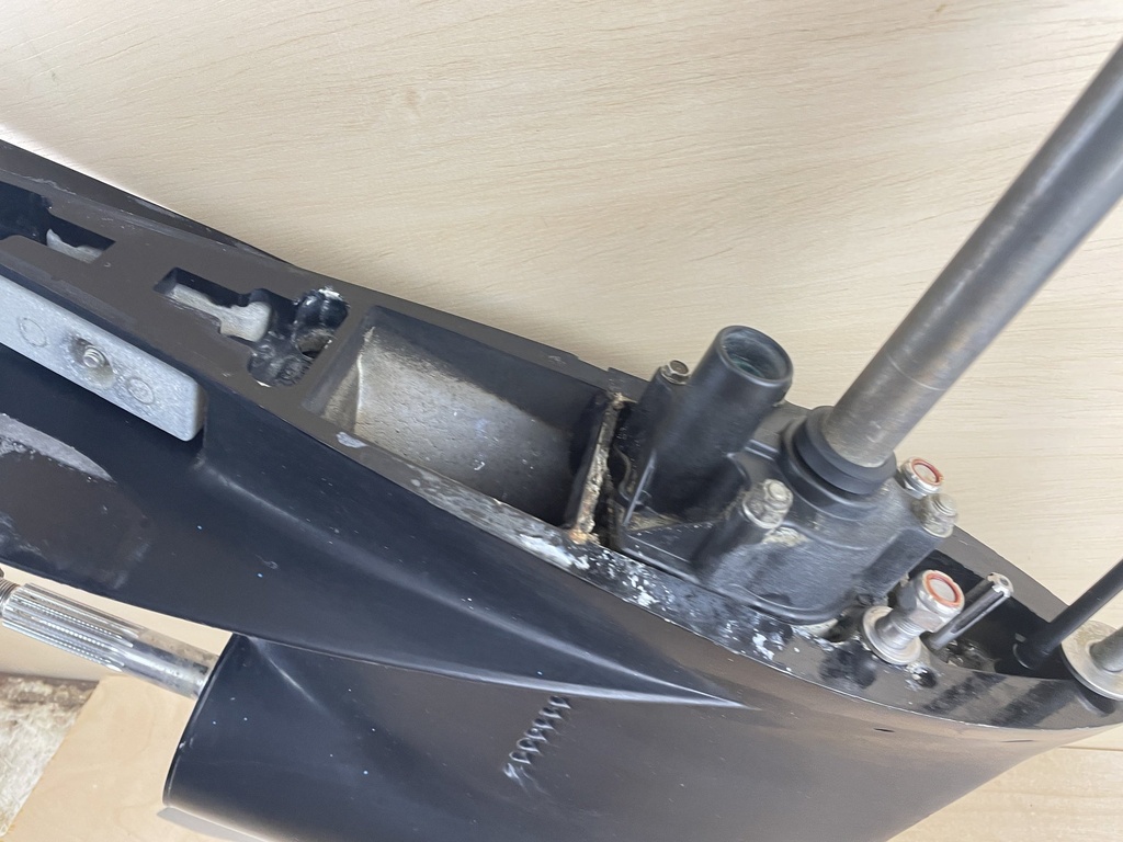 Mercury 135 150 175 200 HP 2 Stroke Outboard 25" XL Lower Unit Gear Case 2:1