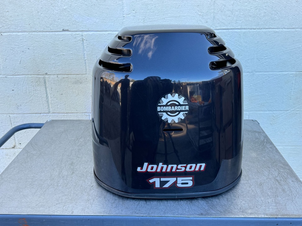 Johnson Evinrude 175HP 2 Stroke Outboard Top Cover Cowling