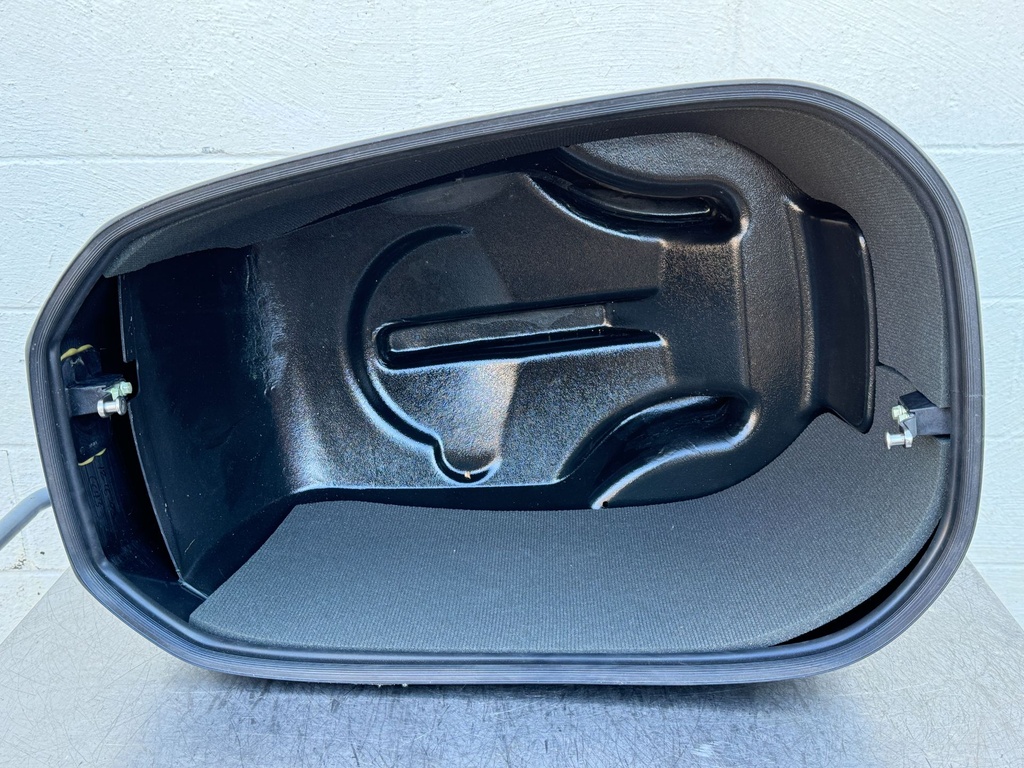 Johnson Evinrude 175HP 2 Stroke Outboard Top Cover Cowling