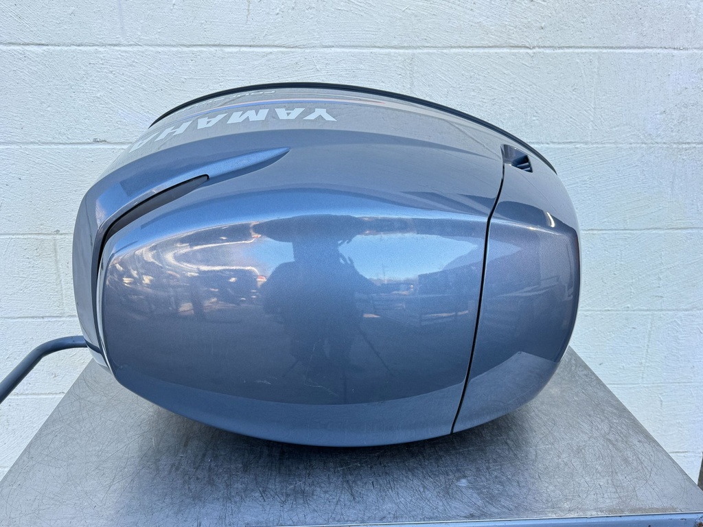 2002-2011 Yamaha F115 115HP 4 Stroke Outboard Engine Top Cowling Cover