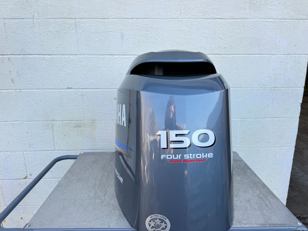 2004-2011 Yamaha 150HP 4 Stroke Outboard Top Cover Cowling Hood