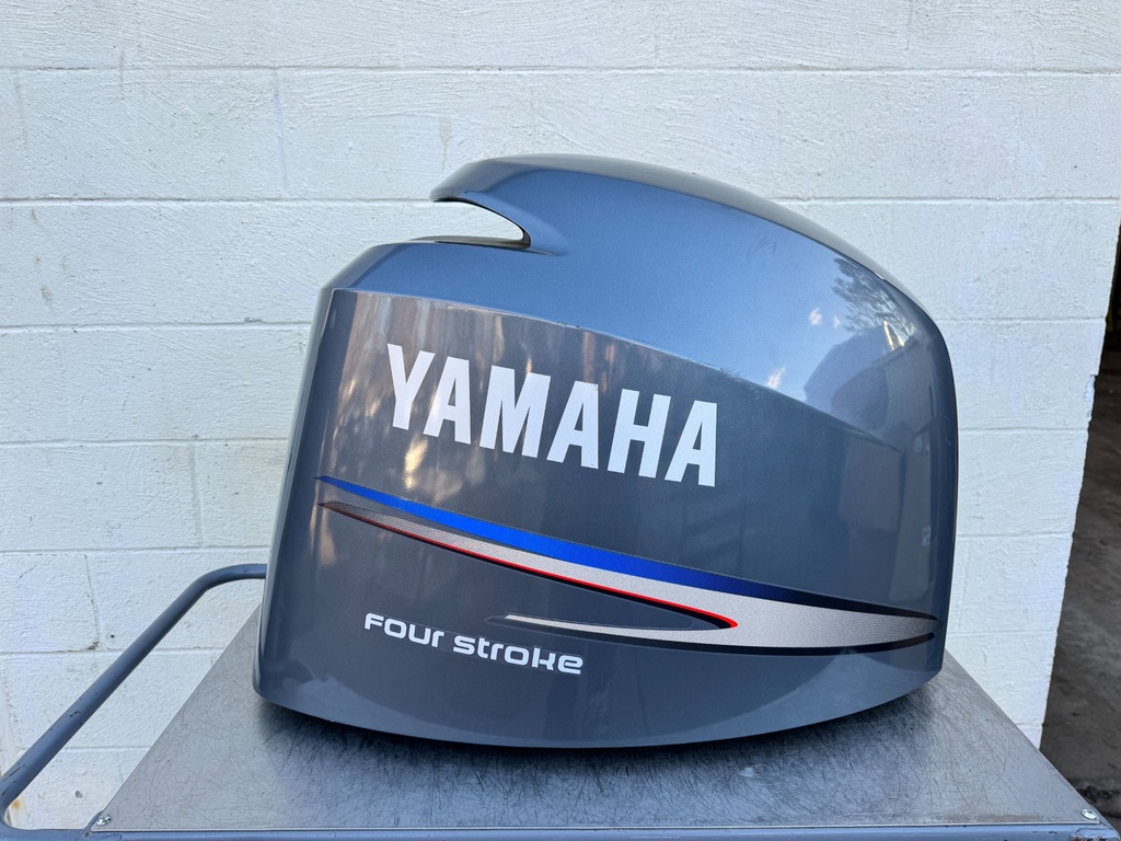 2004-2011 Yamaha 150HP 4 Stroke Outboard Top Cover Cowling Hood